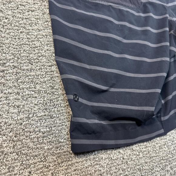 Mens lululemon swim trunks - Picture 3 of 4